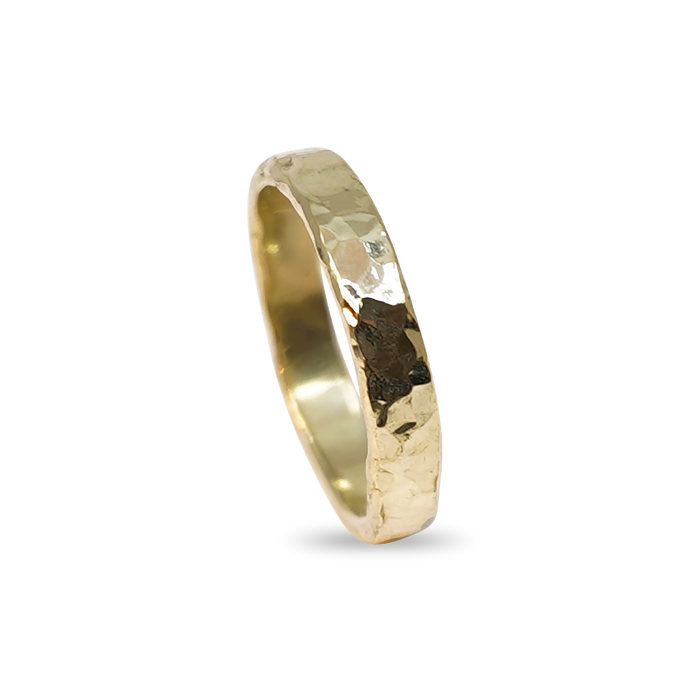 14K GOUDEN RING GEHAMERD