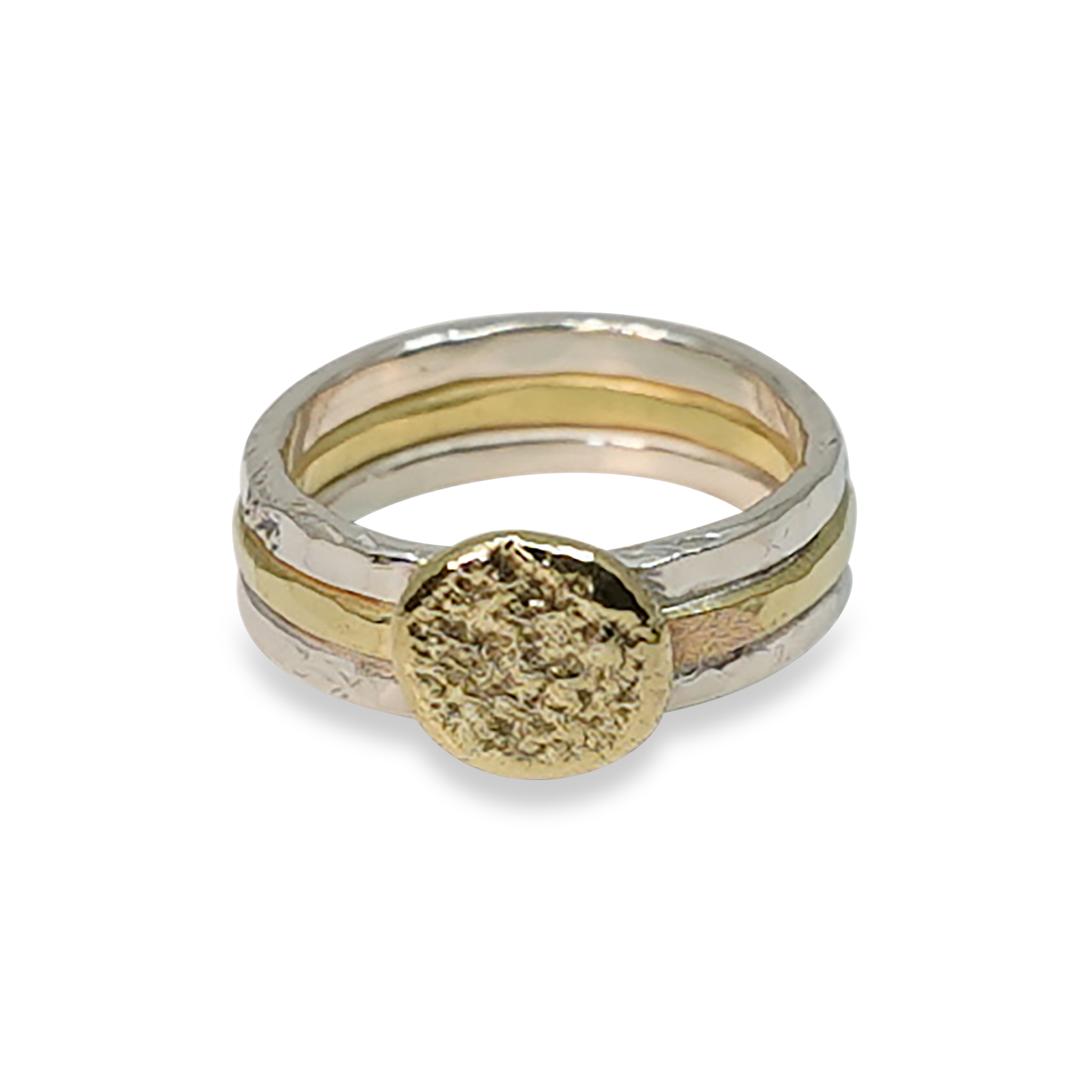 GOUD EN ZILVEREN GEHAMERDE RINGEN